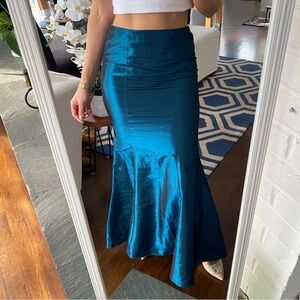 JORA COLLECTION Elegant Teal Satin Mermaid Maxi Skirt! 🦋
